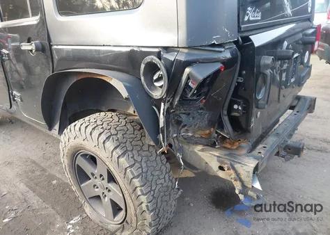 2009 Jeep Wrangler Unlimited Rubicon z USA, uszkodzony, nr VIN 1J4GA69129L706760